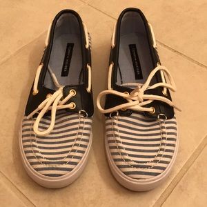 Tommy Hilfiger sliders